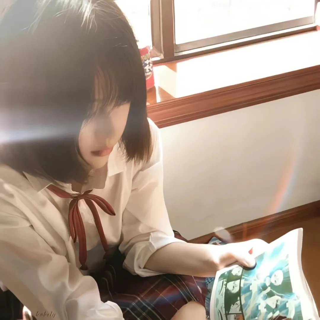 裸女怀春